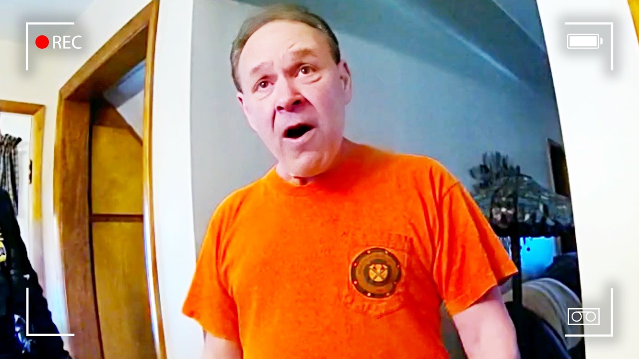 Suspect Invites Cops Inside, Instantly Backfires