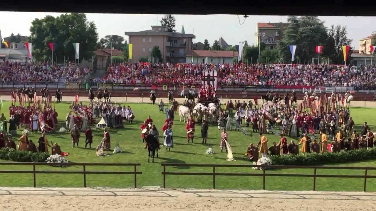 Palio di Legnano 2017 Onori al Carroccio Ivan Caio Fonte Legnanonews