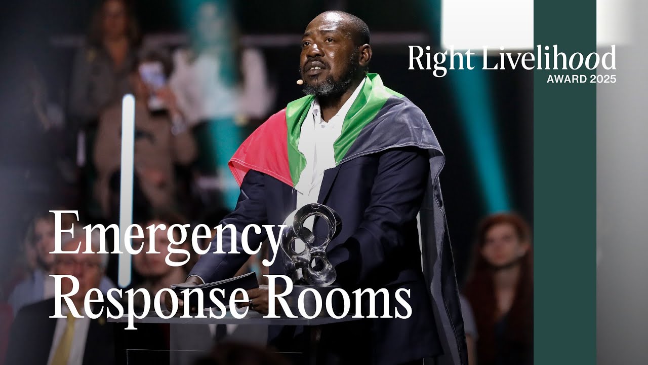 Альсаноси Адам из Emergency Response Rooms выступает с речью | Церемония вручения премии Right Li...