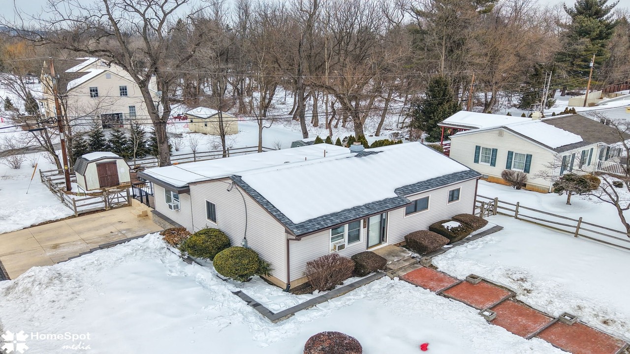 3701 N Saucon Ave, Center Valley