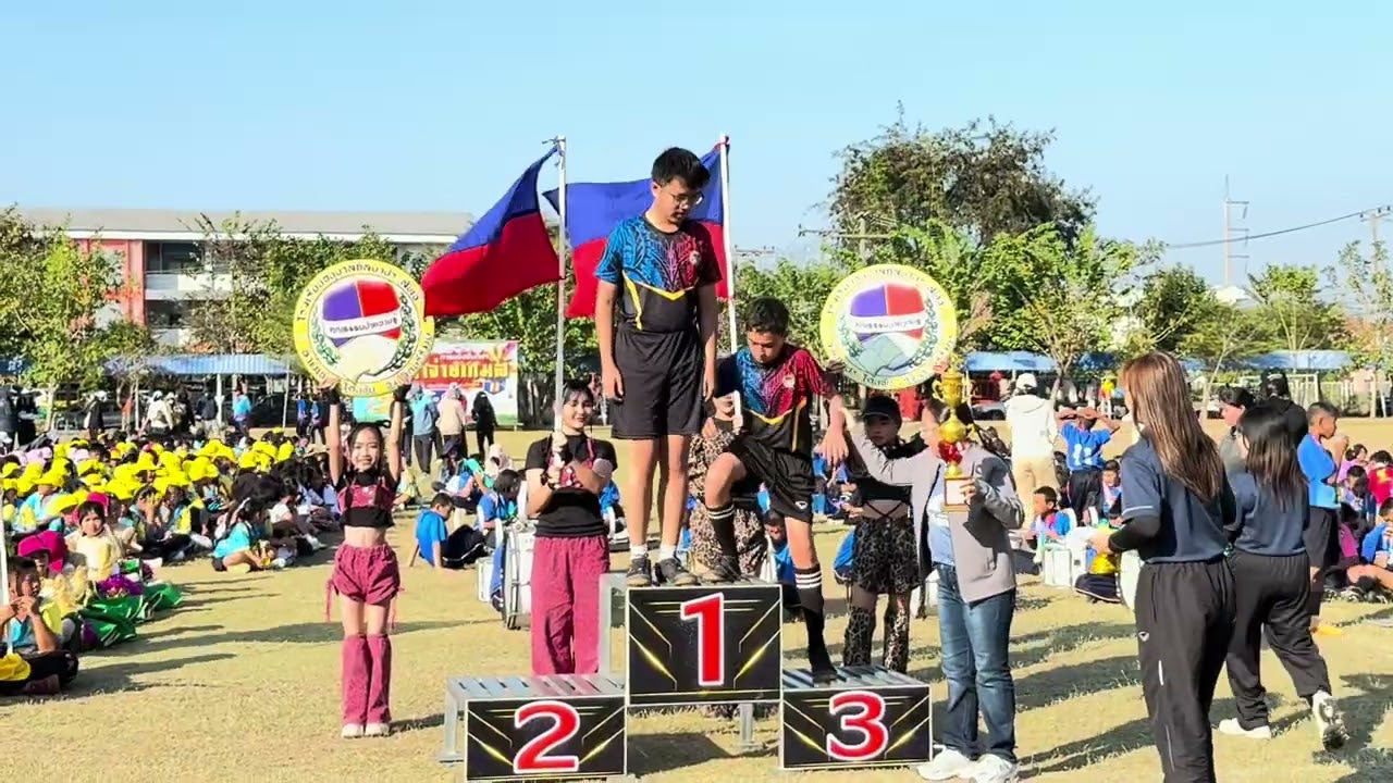 E03 มอบเหรียญ และถ้วยรางวัล ตาจ่ายเกมส์ ครั้งที่ 11