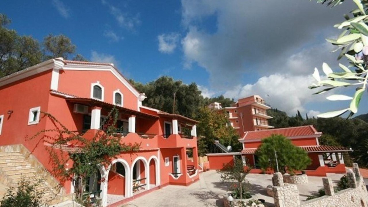 Paleopalace | Corfu Island, Greece | Hotel Review 🛏️