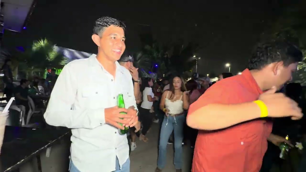 EL KAN DE LOS TECLADOS EN VIVO EN NEVER ALTAMIRA 