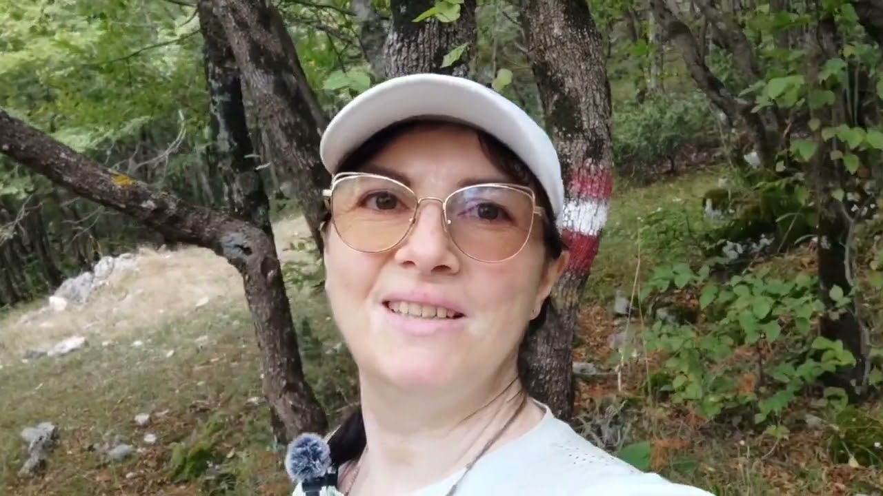 Путешествие по Италии. По следам Святого Франциска. Леса рядом с городом Риети, пещерная капелла