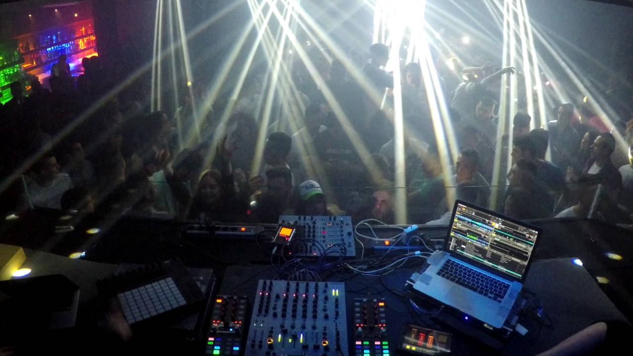 Siles @ Barraca (Valencia) Warm Up to Nina Kraviz | 2016 04 03