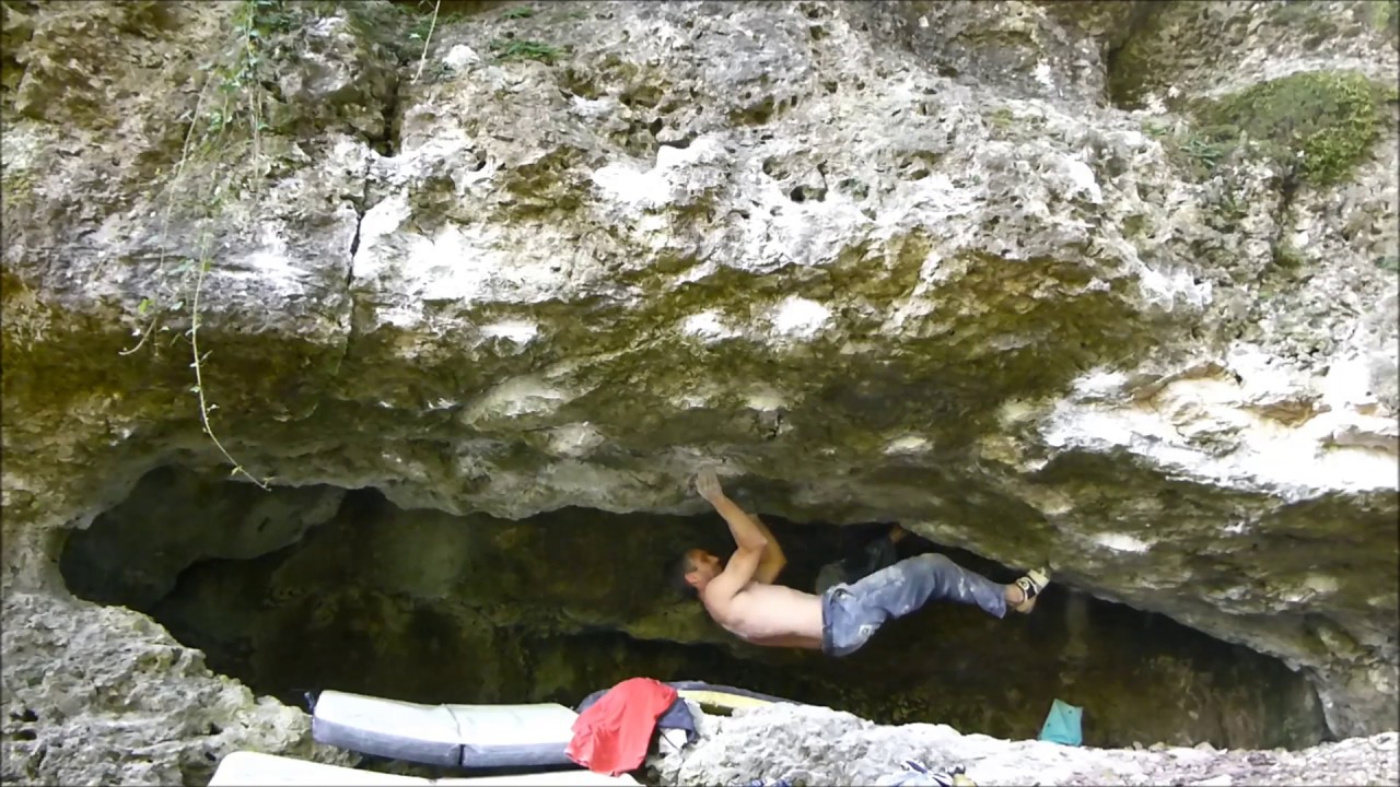 Calisthenics fb 8a bloc first ascent Fankenjura Bouldering