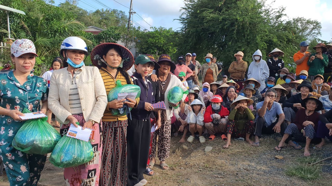 Từ thiện tại Thôn An Cư, Xã An Thạch, huyện Tuy An, tỉnh Phú Yên cũ