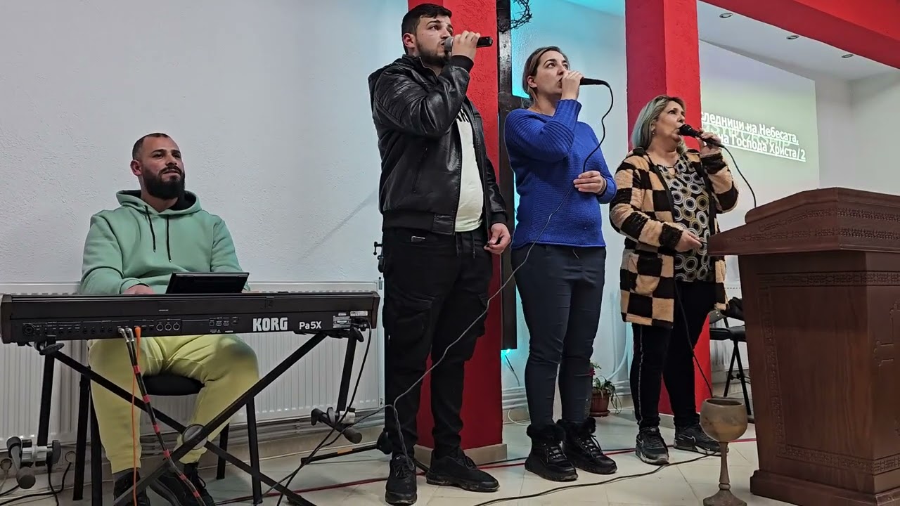 Огледай се душонот вси страни!