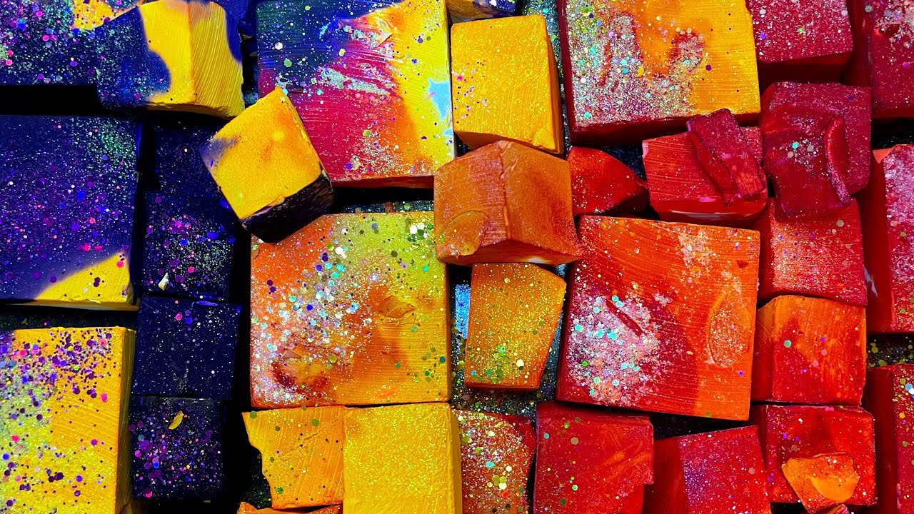Paging #DrASMR👩‍🎓 Dyed Rainbows for @LatinxASMR  🌈💕Gym Chalk ASMR