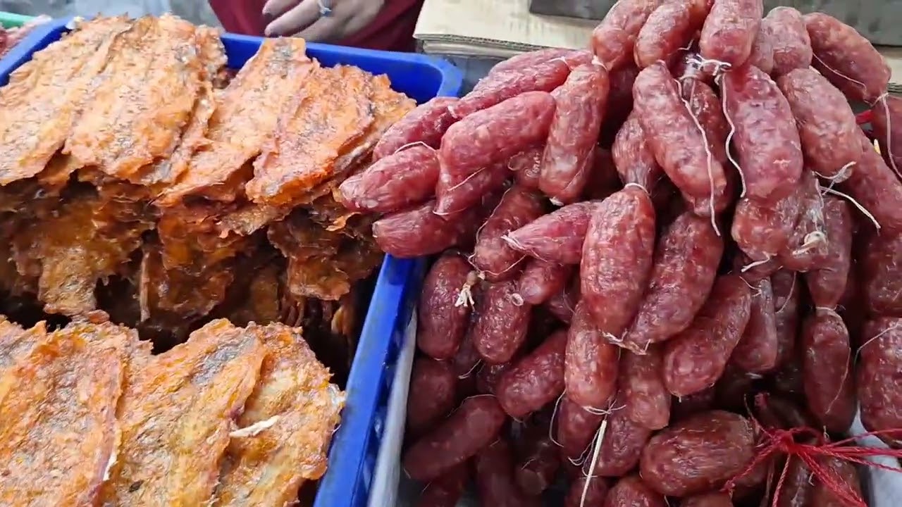 Bò Hồng Ngự .Cá Một Nắng Cà Mau .Mực Tẩm Phan Thiết .Lạp Xưởng Trứng muối Sóc Trăng .Mời Cả Nhà .