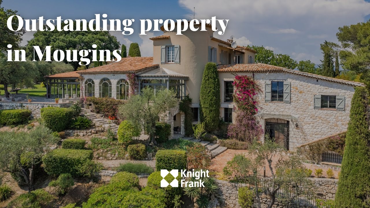 Outstanding property completely renovated in Mougins - Knight Frank French Riviera