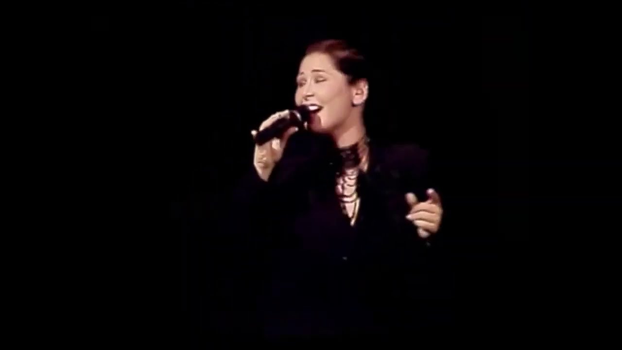 Rosa López │Solo queda tiempo para amarte