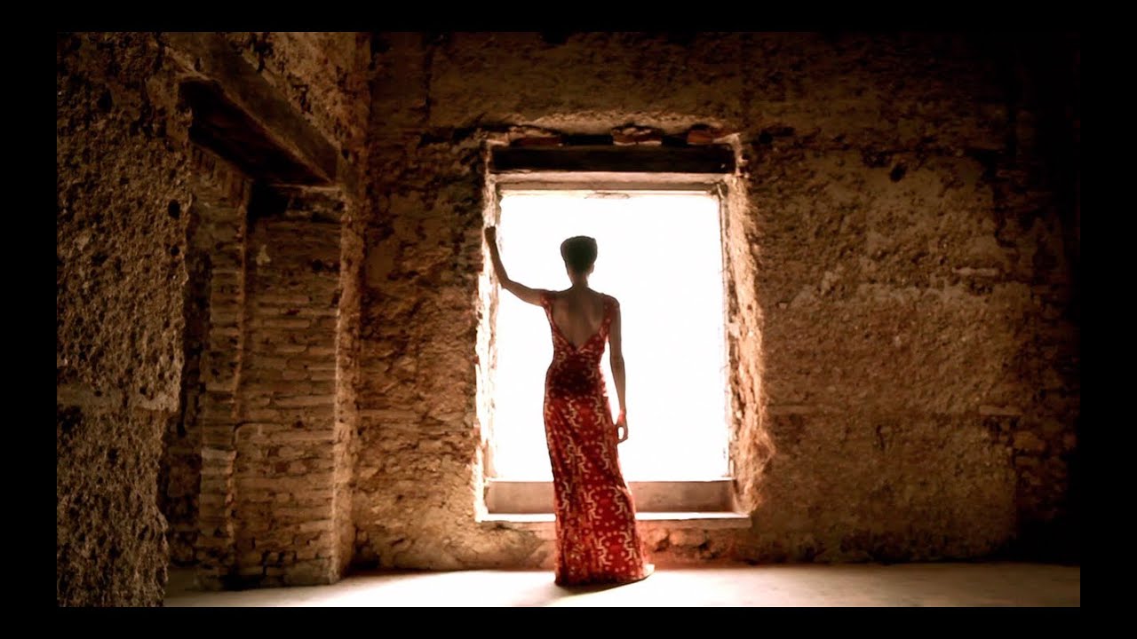 Clarisse Albrecht - Não Posso Parar - Official Music Video
