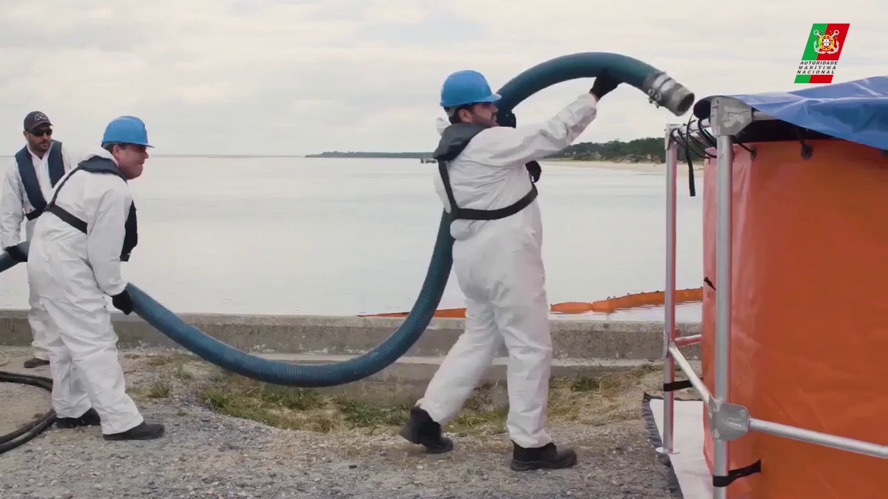 Direção de Combate à Poluição do Mar