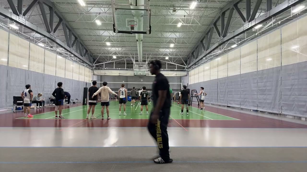 Bentley B vs PC