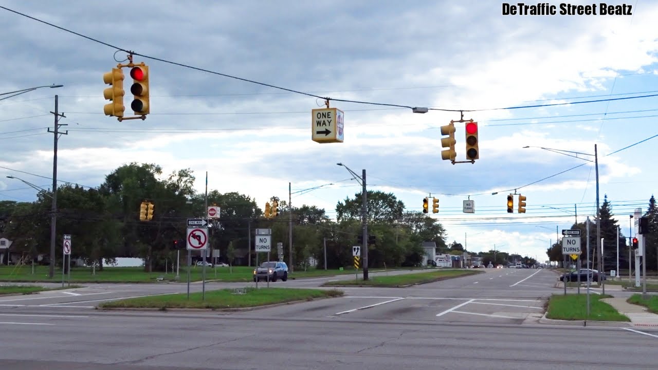 Traffic Lights & Old Flashing Pedestrian Signals | Plymouth & Telegraph