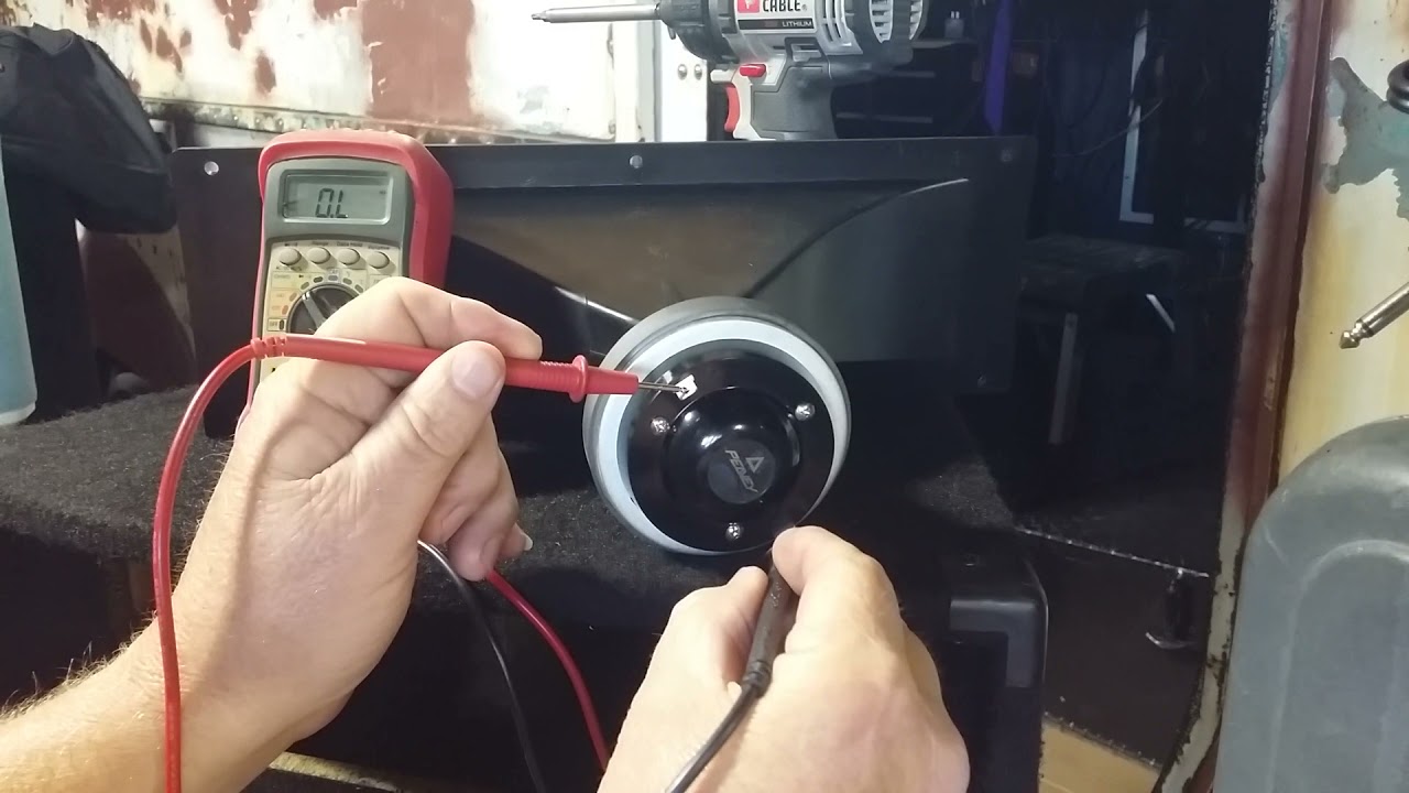 A quick diagnosis on a pair of Peavey Speakers and replacement parts options