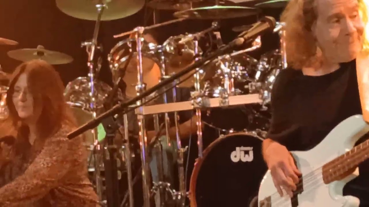 Reset To Vinyl and Back To The Bars sings Battlescar