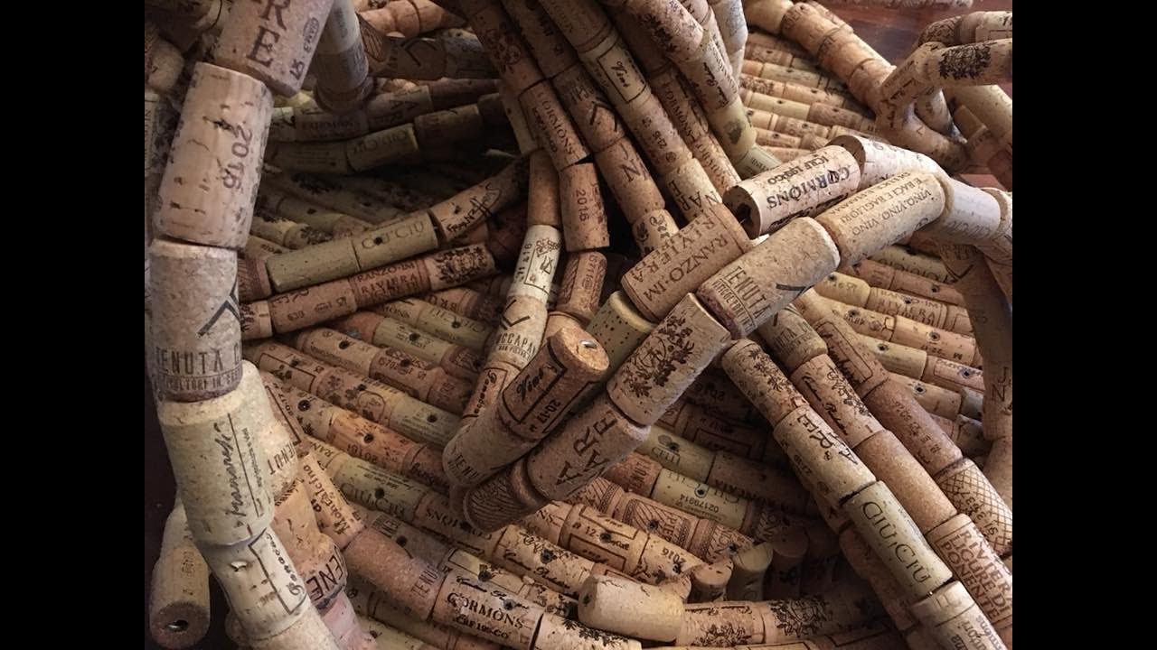 MUST SEE! Wine cork crafts like you never saw before!