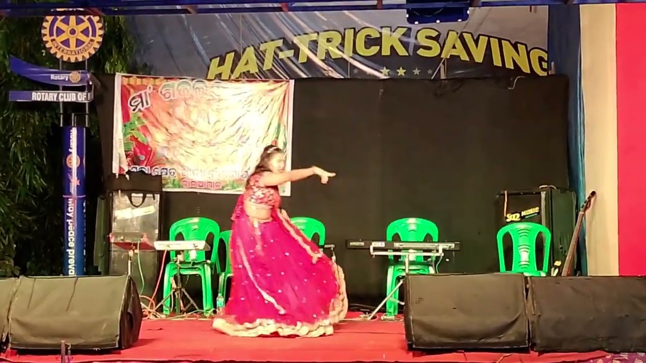 🌟 Odia Super Hit Dance | Mu Chandira Paunji Pindhichi | Stage Show Magic 💥