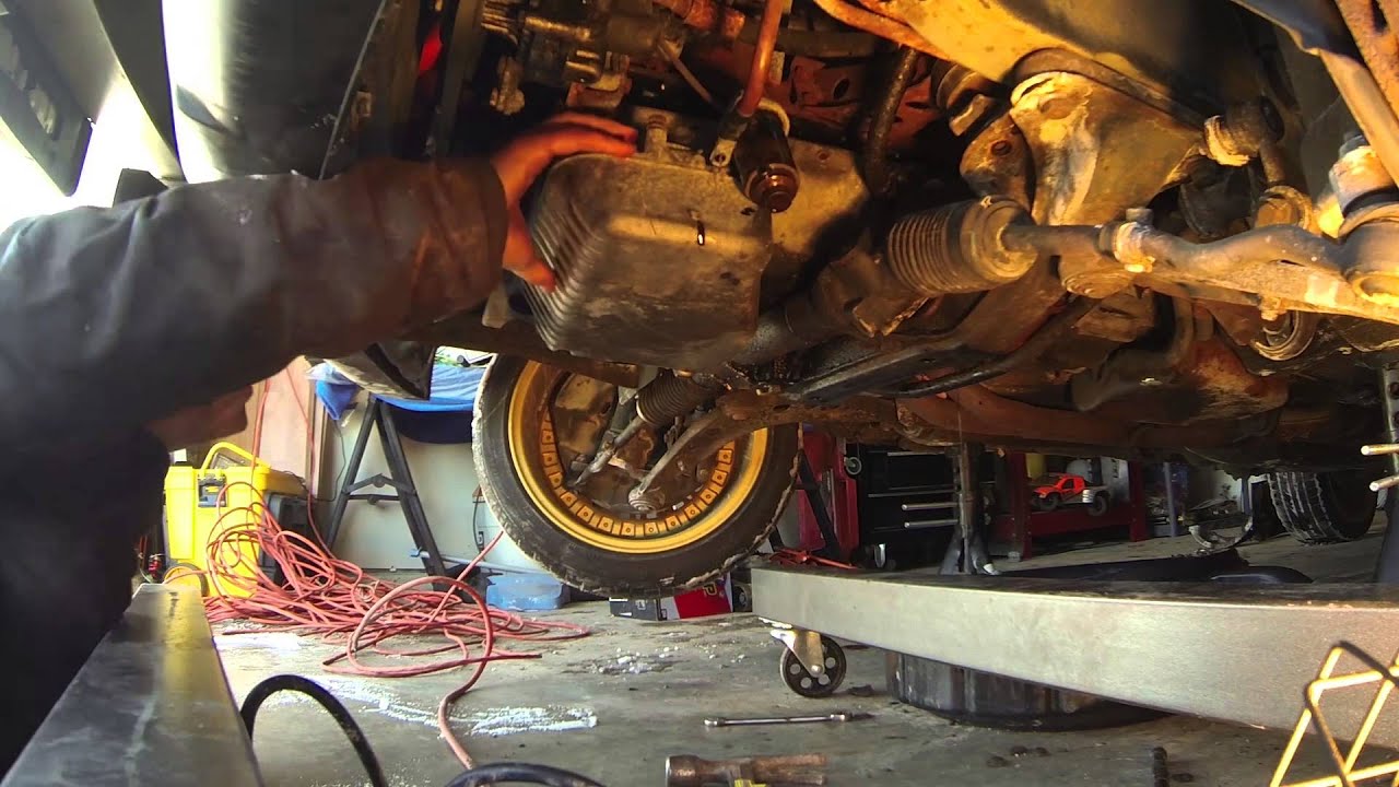 E30 Oil Pan Gasket Replacement Part 2