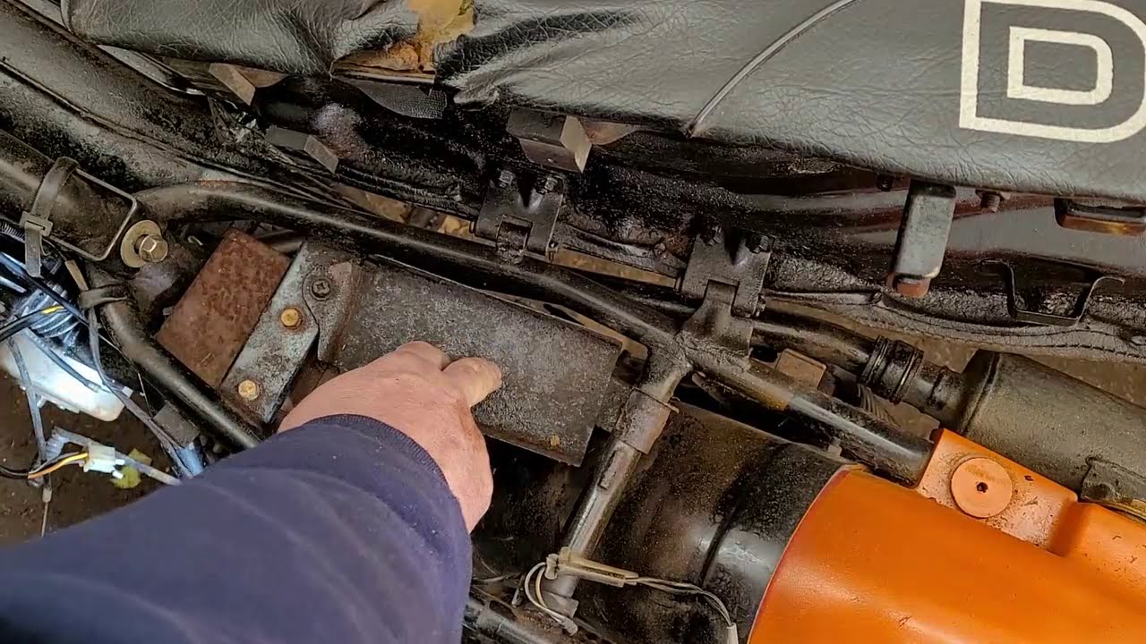 Suzuki DS TC TS 80/100/125/185 throttle cable auto lube and air box tips and tricks