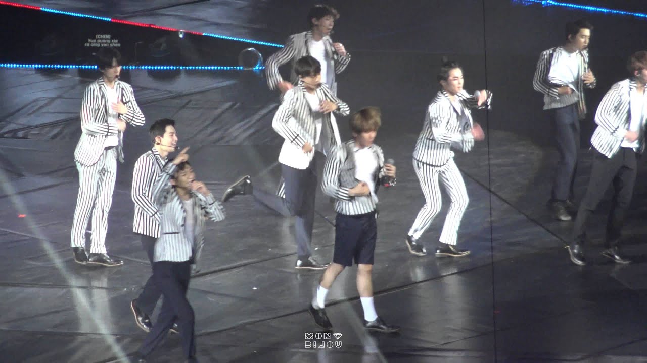 150718 EXO'luXion in Beijing(베이징콘) LOVE ME RIGHT 4K