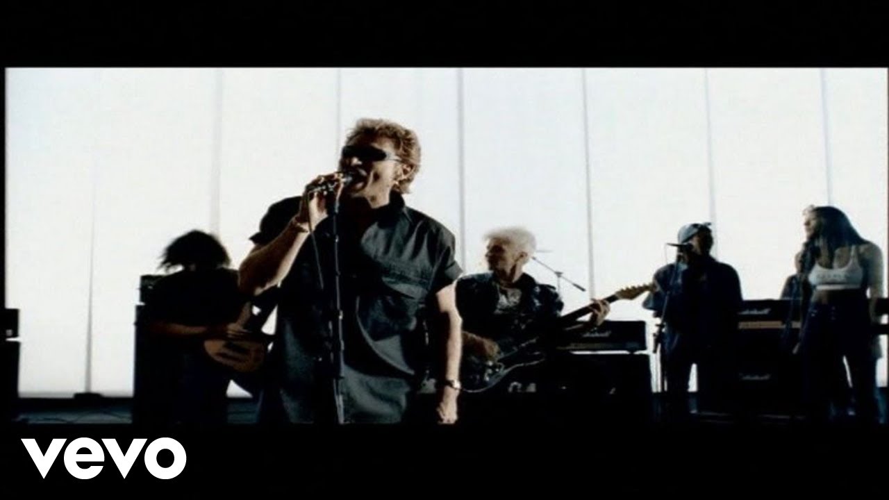 Johnny Hallyday - Allumer Le Feu (Clip Officiel Remasterisé)