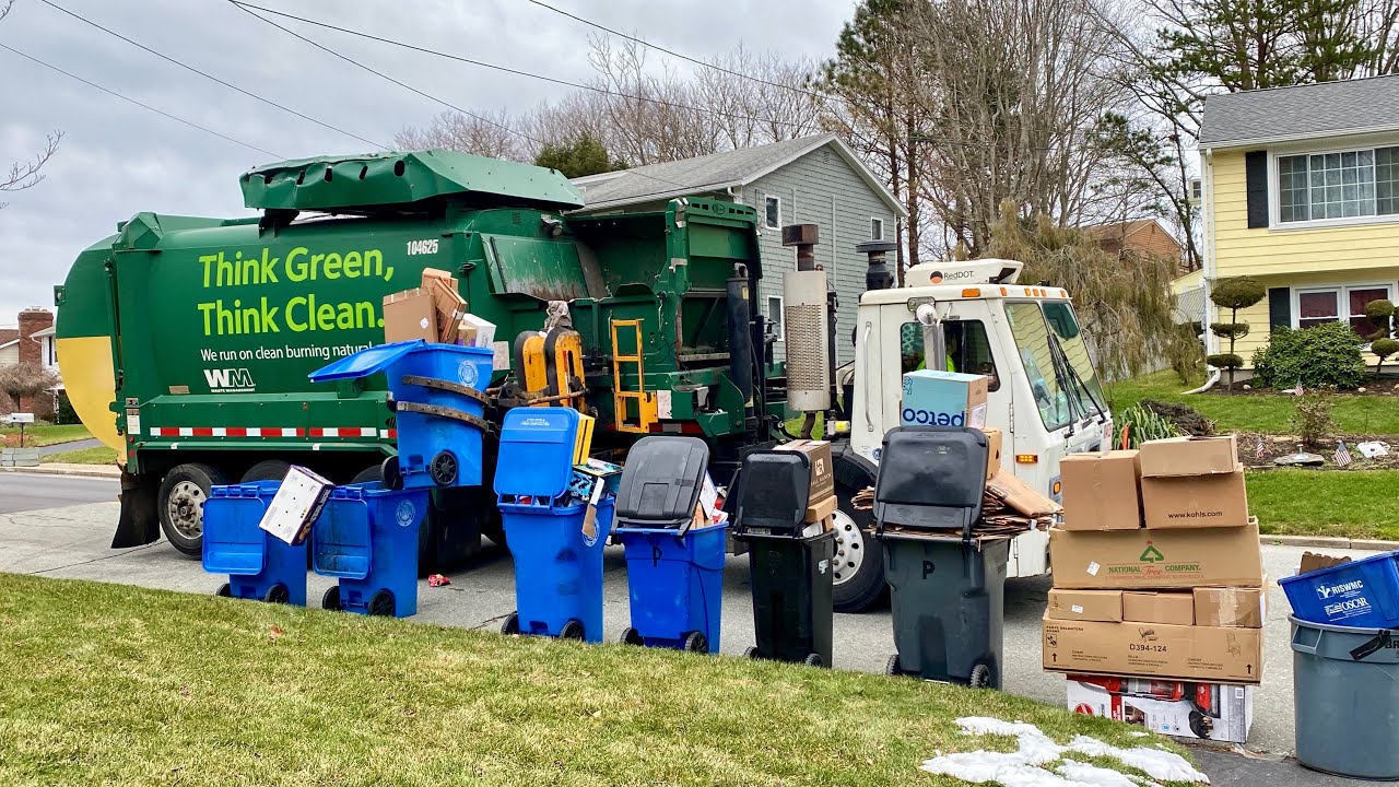 WM Garbage Truck VS. A Giant Post Xmas Box Line