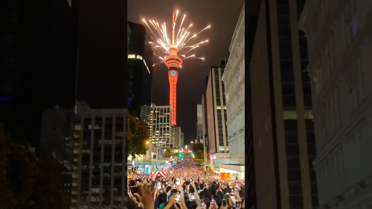 Fireworks New Zealand 🇳🇿 2026 #Fireworks #2026 #newyear2026   #happynewyear #shorts #newzealand