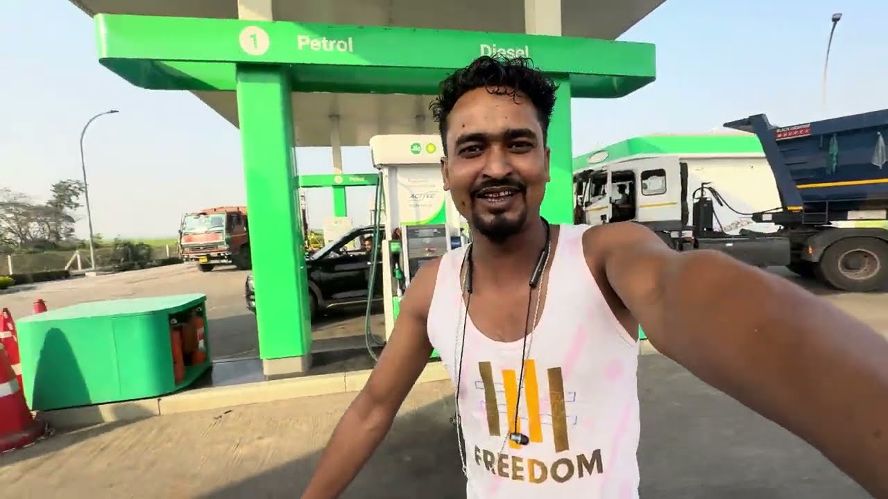 ১৬ চাকা ডালা বডির সাথে ১৮ চাকা কনটিনার যুদ্ধ! 