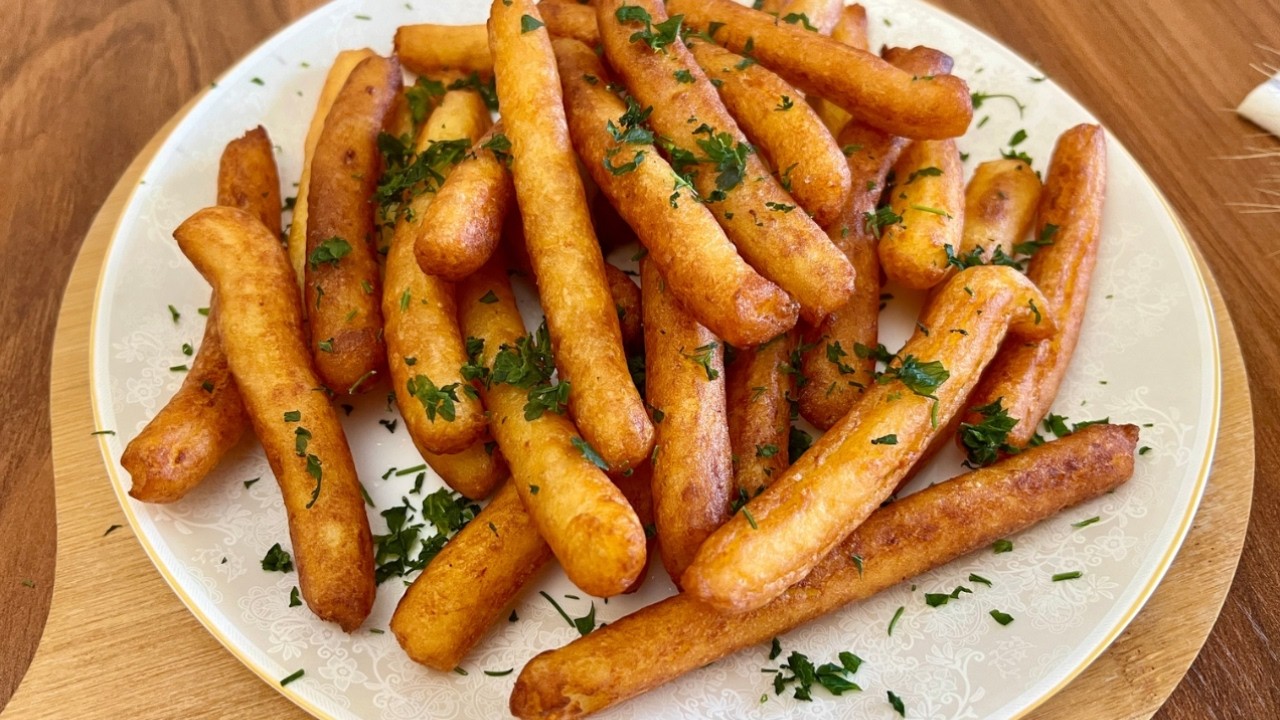 If you have 3 potatoes prepare this potato dish 😊. It’s tastier than meat 😋.