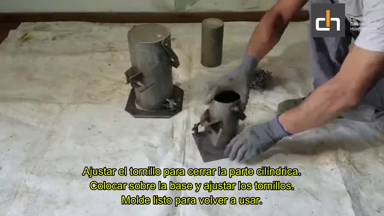 Desmolde de probetas de hormigón y limpieza de moldes