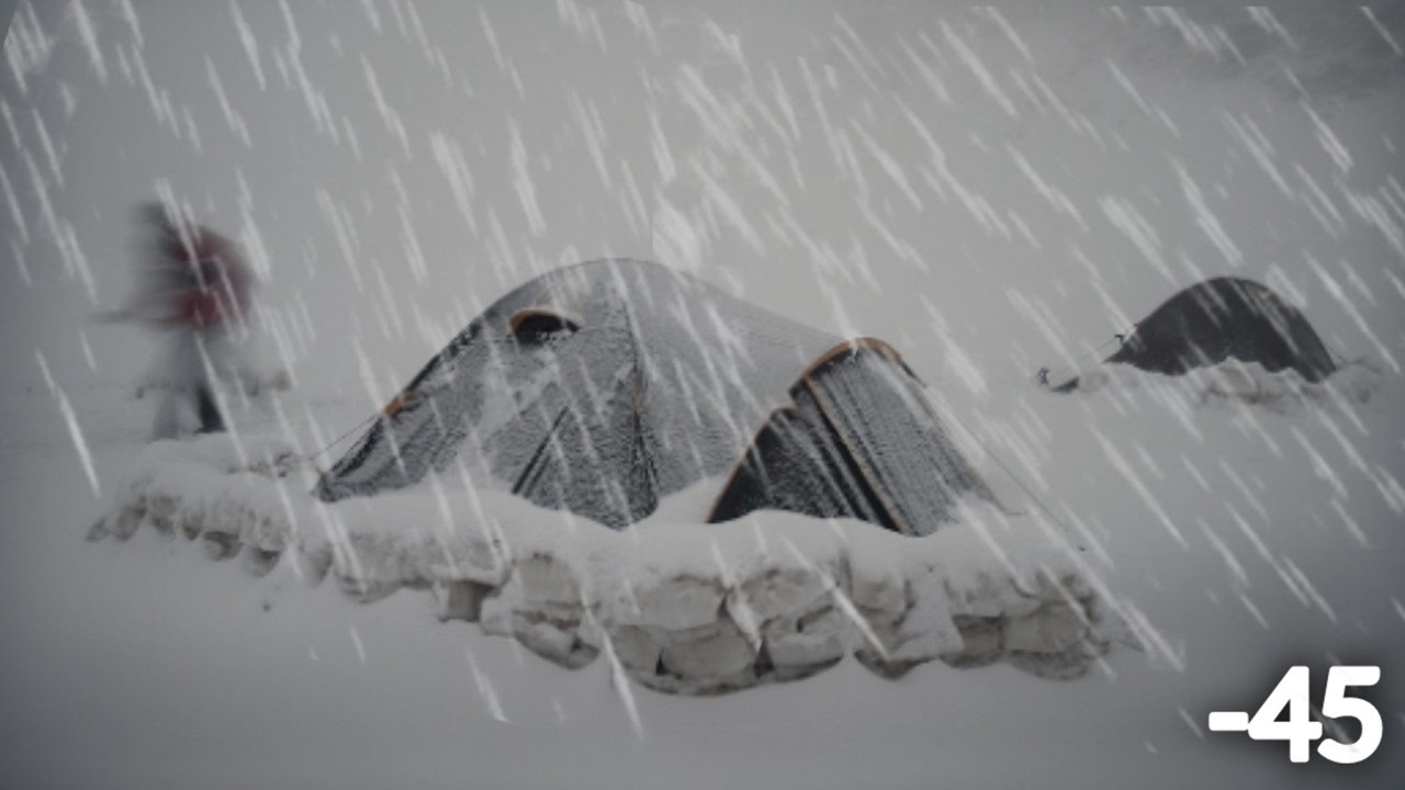 KATASTROPHE im Schneesturm! ❄️ −45°C Notfall – Allein im Zelt am Berg