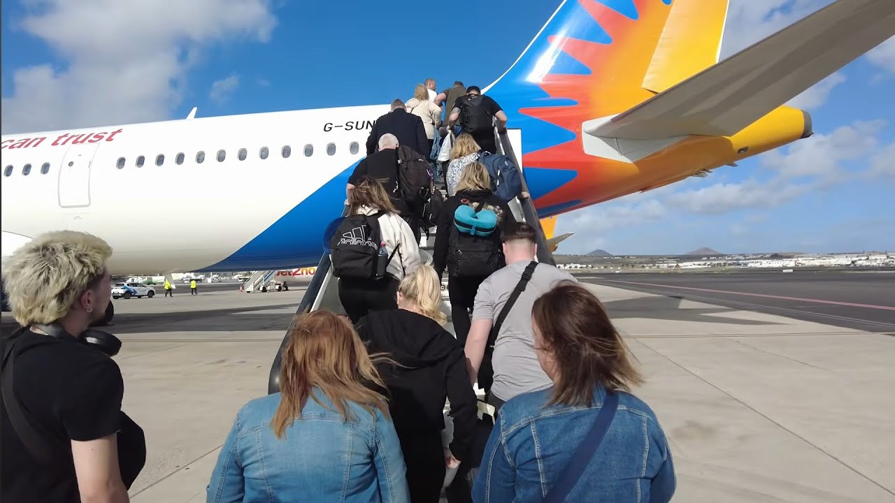 LANZAROTE - SAD News WARNING Airport I Missed This......