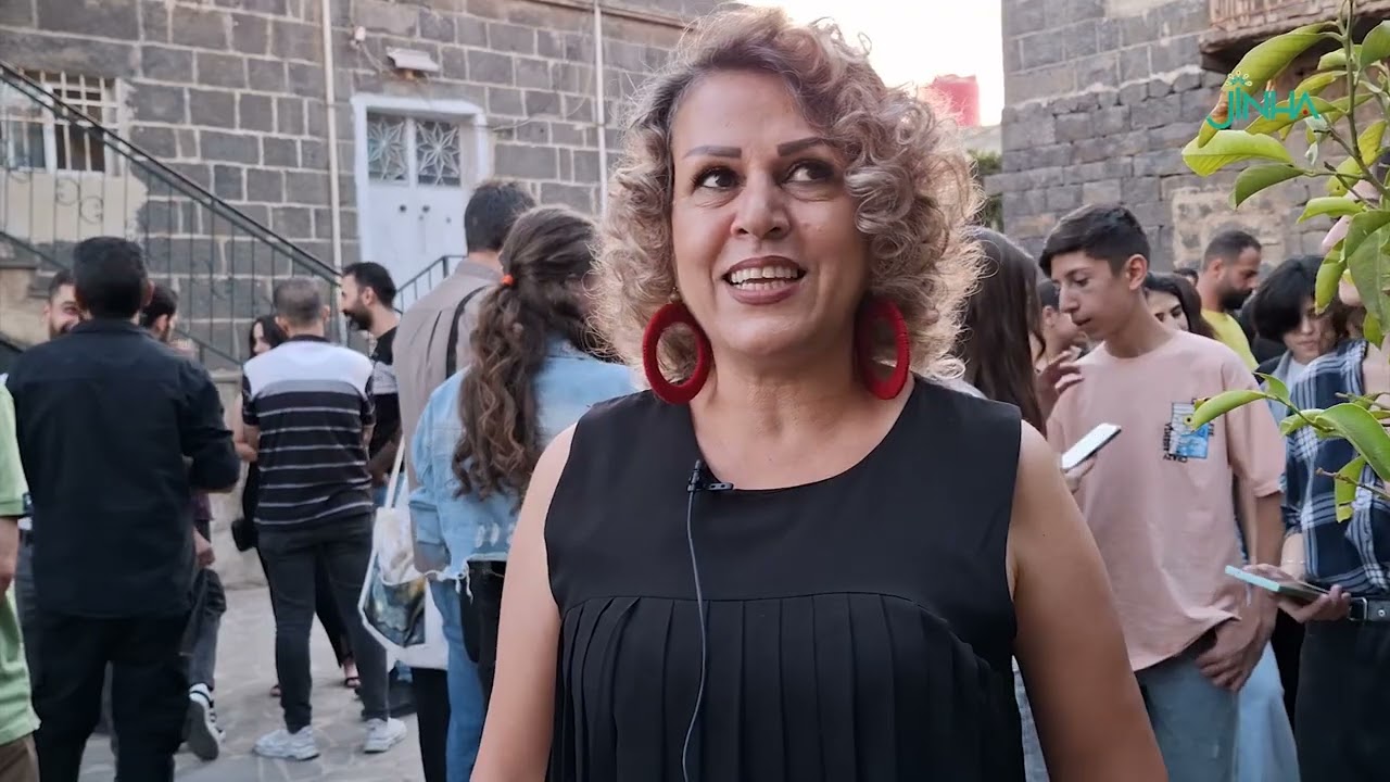 لتوثيق المجازر وإيصال صوتهن... فنانات السويداء تشاركن في فعاليات فنية