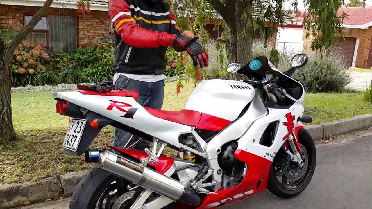 Mint 1998 Yamaha R1