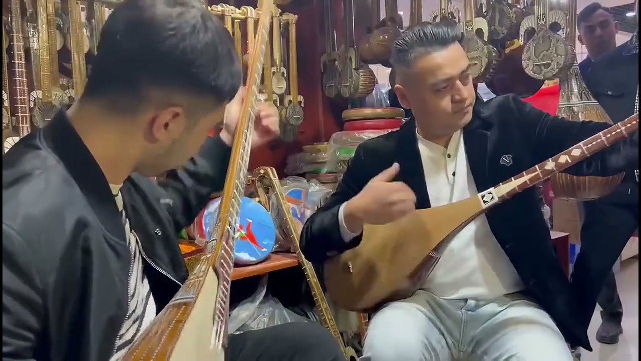 Ejem  ft. Abdushkur (Dutar) and Ababekri (Tembur)