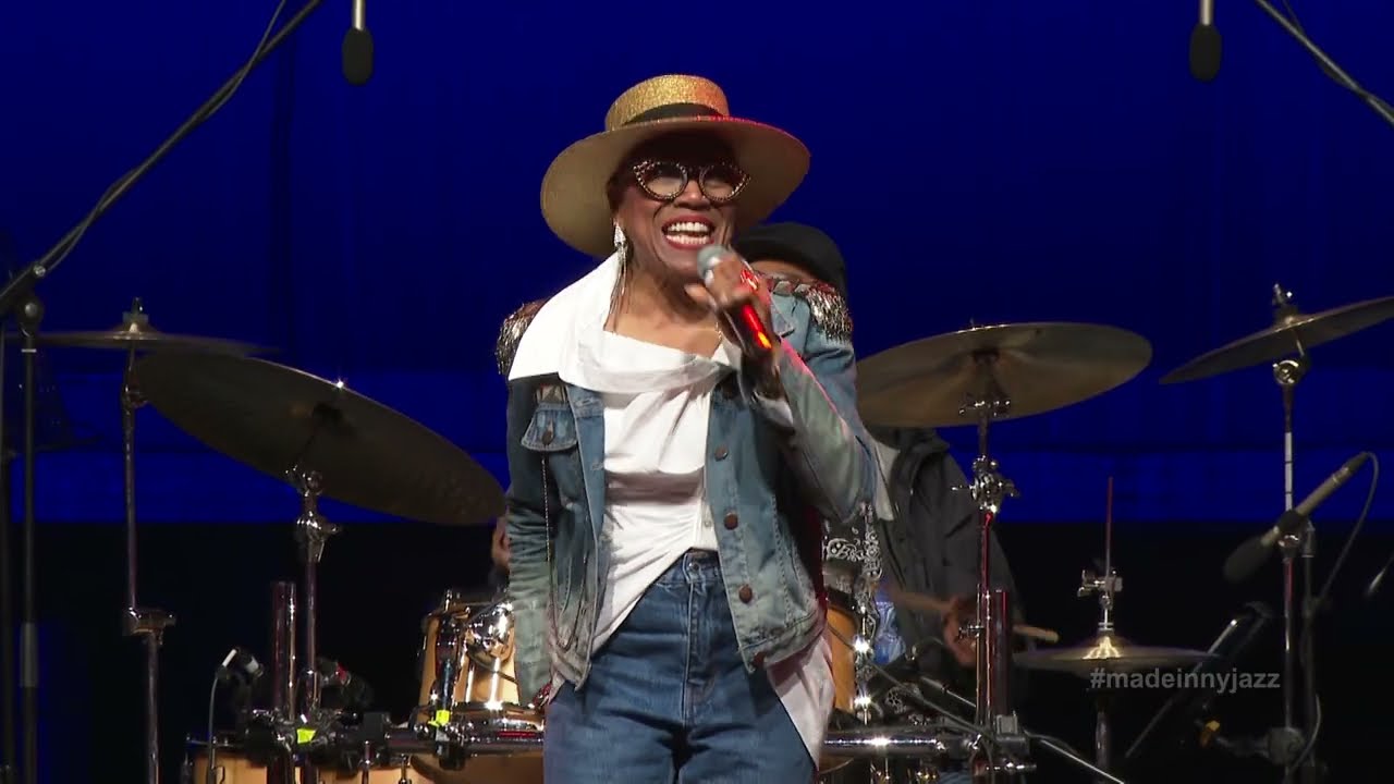 Dee Dee Bridgewater - Afro blue (Made in New York Jazz Festival, Montenegro 2023 - Tivat)