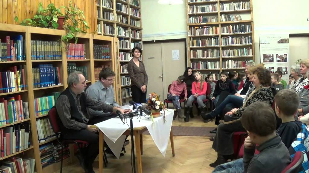 Szarvasi V&aacute;rosi K&ouml;nyvt&aacute;r k&ouml;nyvaj&aacute;nl&oacute;ja - Bődi Etelka 1.
