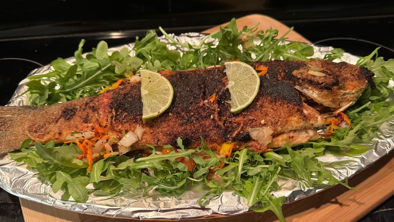 السمك المشوي بالردة خفيف ولذيذ واحلي من المطاعم 😋