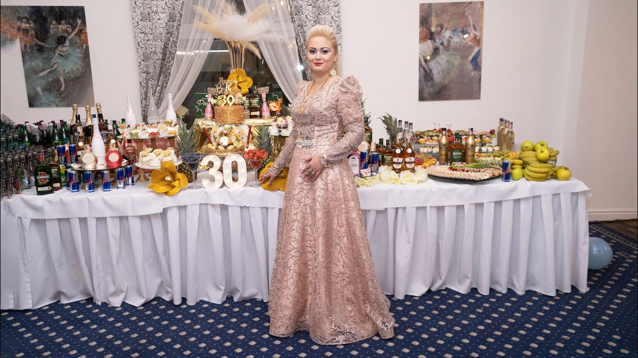 Oslava 30. narodenín Nikola