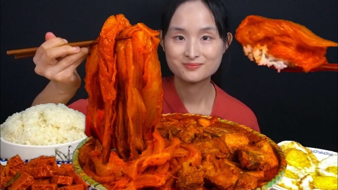 묵은지 등갈비찜 먹방