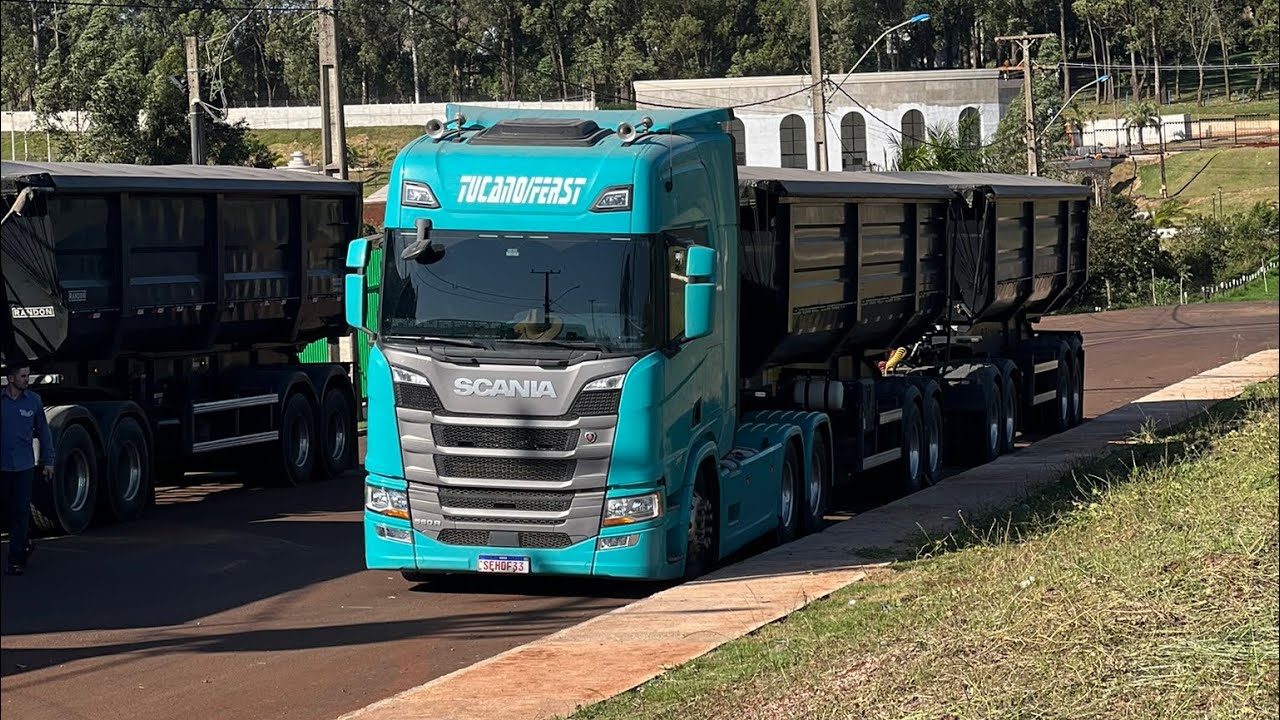Scania Super S560  euro 6 com escapamento direto #capanemaescapamentos #starkdifusores