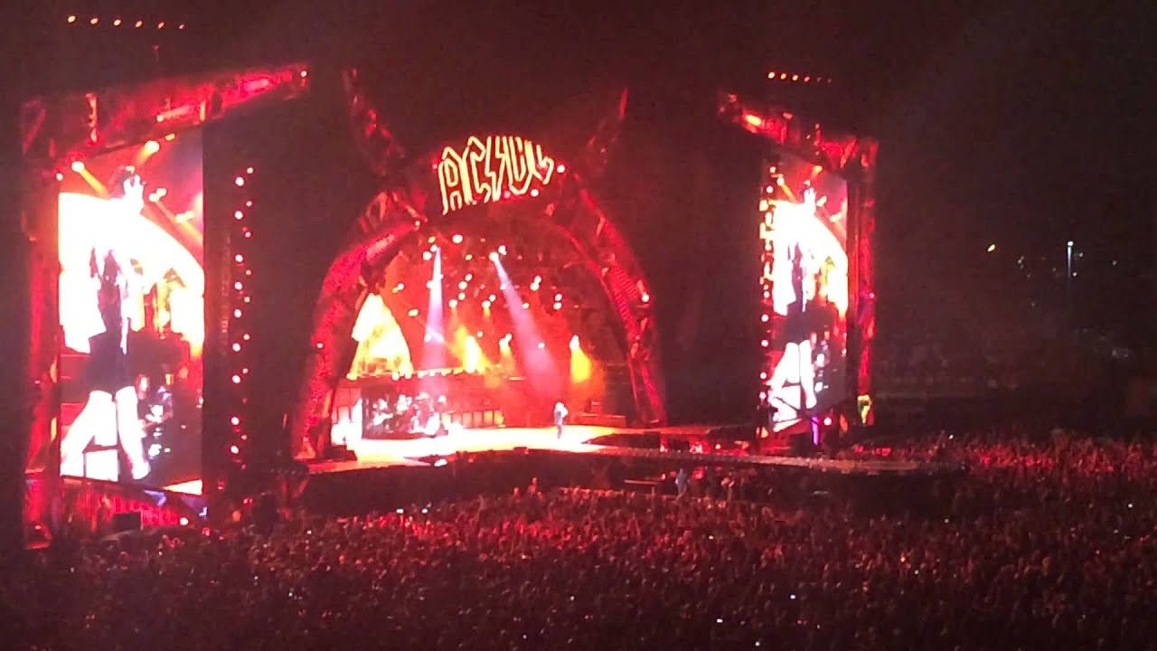 AC/DC Highway To Hell Live Brisbane 14/11/2015