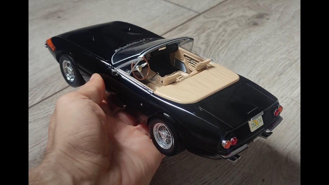 MIAMI VICE FERRARI 365 GTB/4 Daytona US version 1969 1:18 scale metal model KK Scale UNBOXING