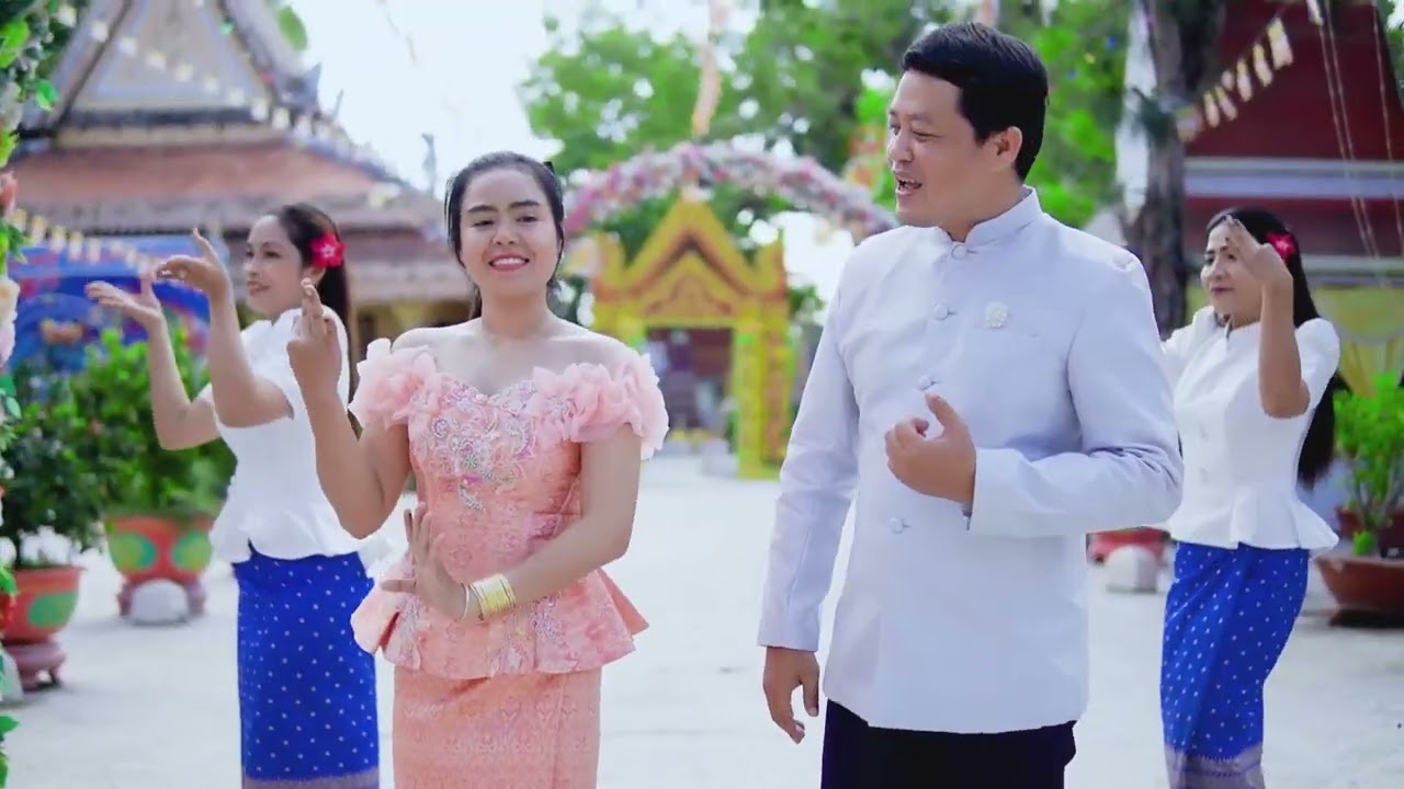 សម្រស់គៀងយ៉ាង  Vẽ đẹp Kiên Giang                                        ច្រៀងដោយ Hoàng Tây - Thu Hai