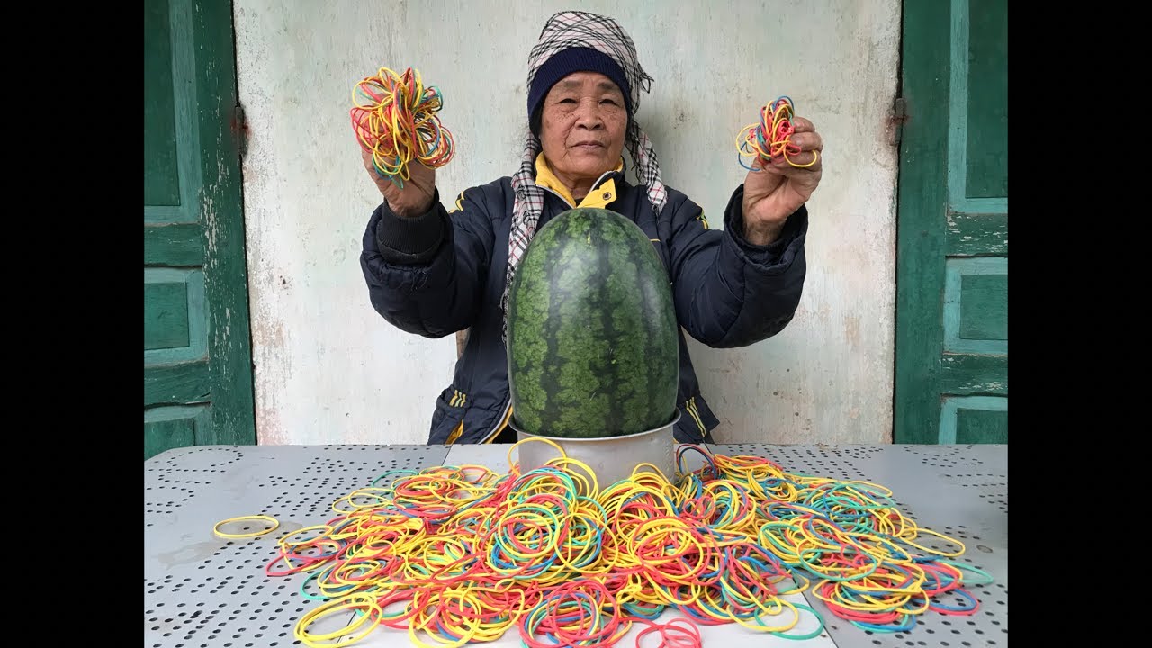 Can 1,000 Rubber Bands Make a Watermelon Explode
