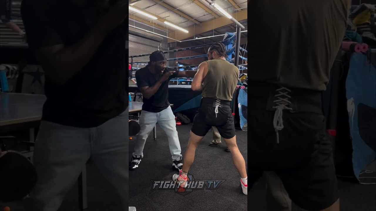 Terence Crawford reveals boxing secrets to Nico Ali Walsh!