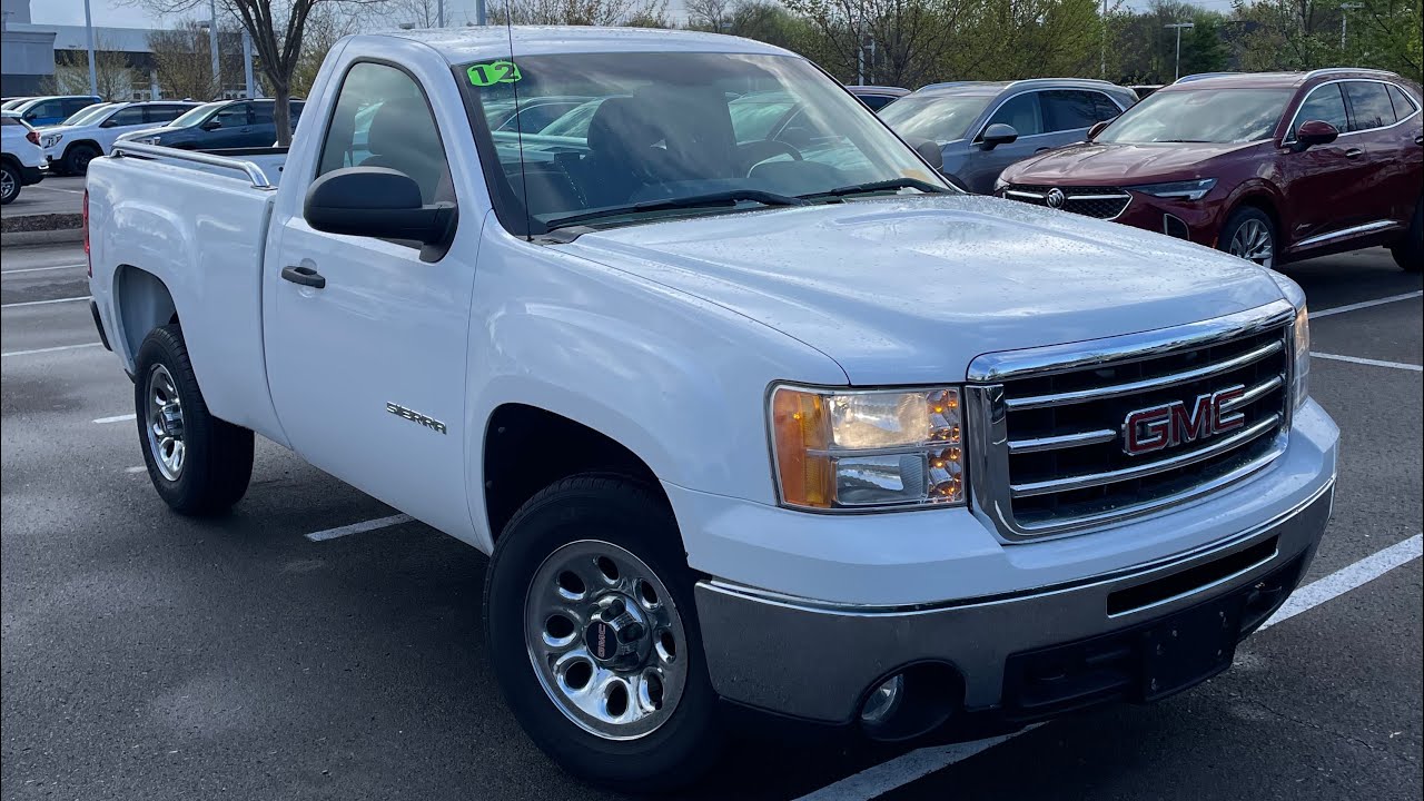 Тест-драйв и обзор GMC Sierra 1500 Work Truck Regular Cab 4.8 V8 2012 года #NBCRMAG.COM